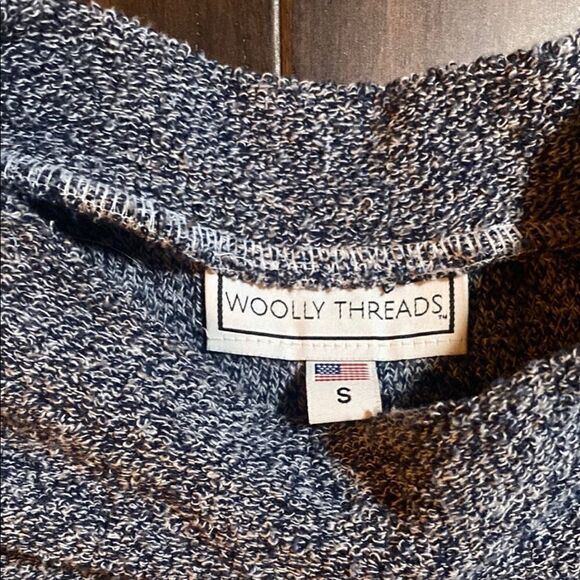 Ole Miss Ladies Pullover  - Picture 3 of 4